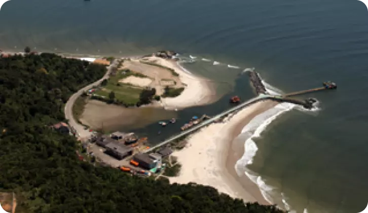 Foto do terminal logístico de São Francisco do Sul, da Petrobras.