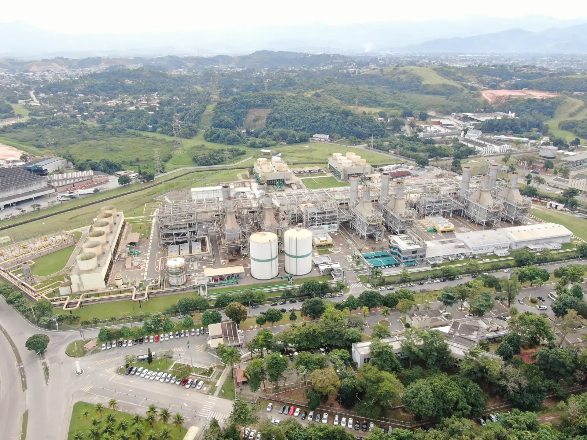 Foto da Usina Termorio da Petrobras