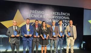 Petrobras professionals at the SPE awards ceremony